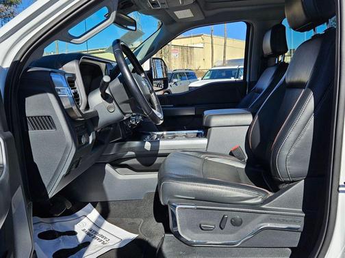 2023 Ford F-350 Lariat Super Duty