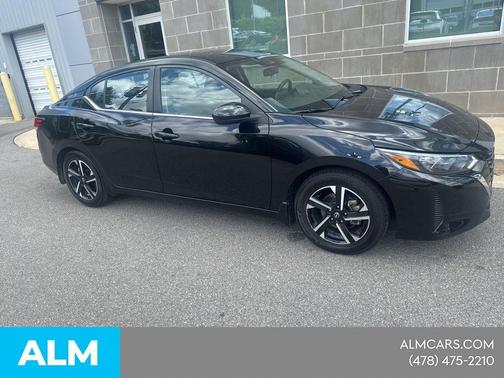 Black 2024 Nissan Sentra SV