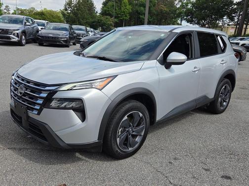 Brilliant Silver Metallic 2025 Nissan Rogue SV