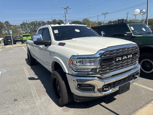 Pearl White 2024 RAM 3500 Limited