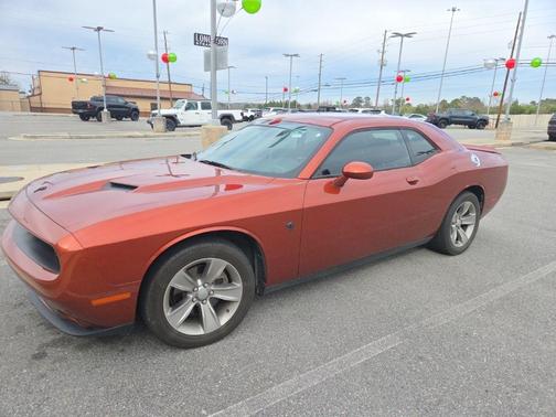 2021 Dodge Challenger SXT