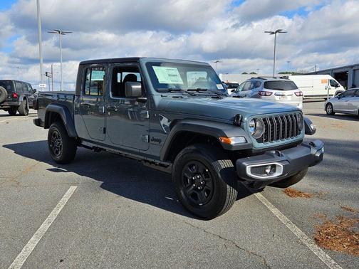 2026 Jeep Gladiator Sport