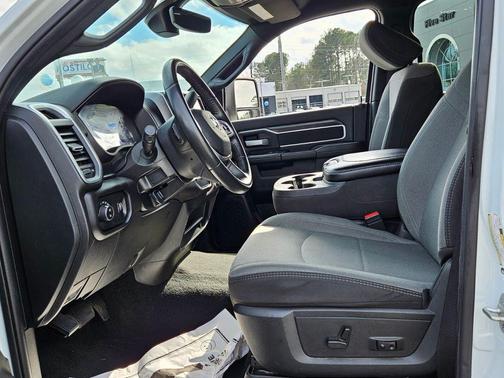 2024 RAM 3500 Big Horn