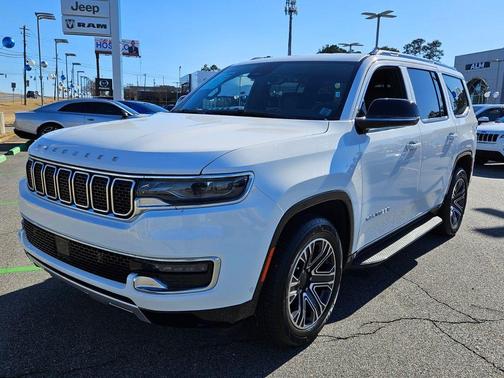 2023 Jeep Wagoneer Series II