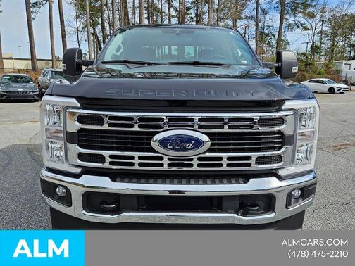 Black Metallic 2025 Ford F-250 XLT