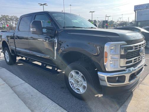 2025 Ford F-250 XLT