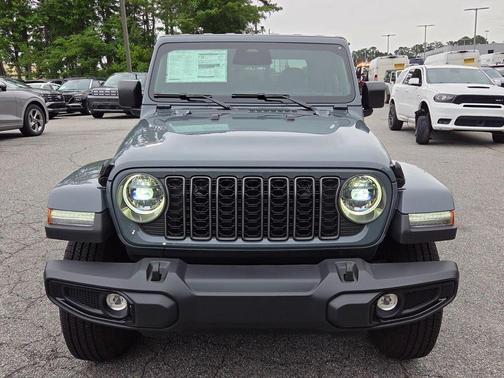 Anvil Clearcoat 2026 Jeep Gladiator Sport