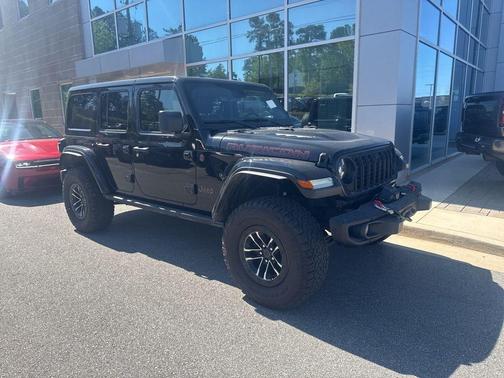 Black Clearcoat 2024 Jeep Wrangler Rubicon