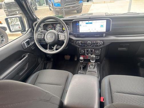 2025 Jeep Wrangler 4xe Rubicon