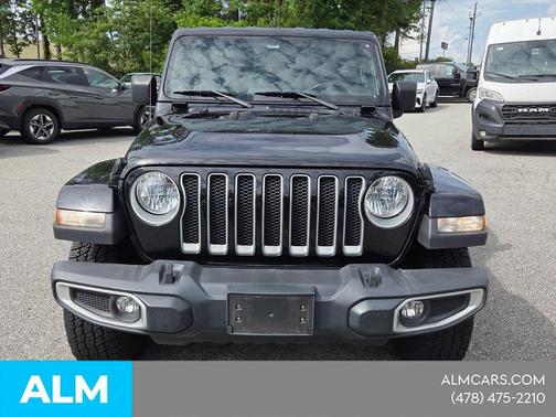 Black Clearcoat 2021 Jeep Wrangler Unlimited Sahara