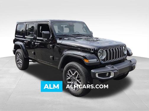 Black Clearcoat 2025 Jeep Wrangler Sahara