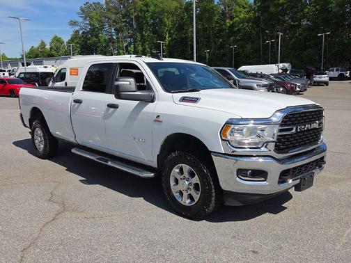 Bright White Clearcoat 2024 RAM 3500 Big Horn