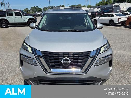 Brilliant Silver Metallic 2022 Nissan Rogue SL