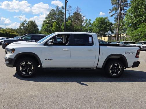 Bright White Clearcoat 2022 RAM 1500 Rebel