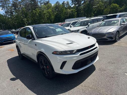 Q BALL 2025 Dodge Hornet R/T