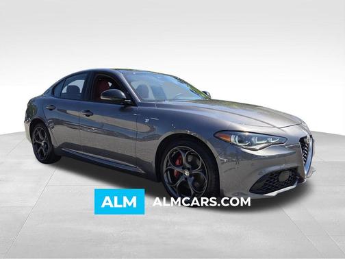 Vesuvio Gray Metallic 2024 Alfa Romeo Giulia Ti