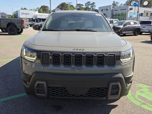 2026 Jeep Cherokee LAREDO/LIMITED