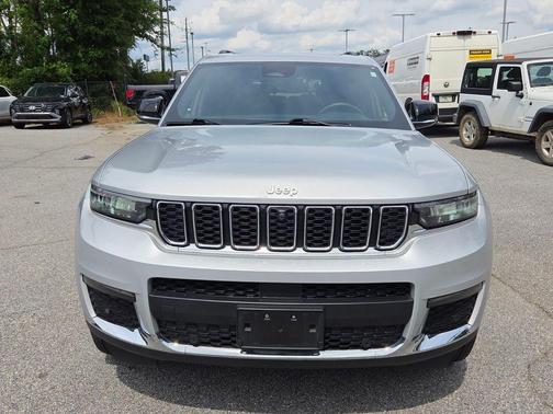 Silver Zynith 2024 Jeep Grand Cherokee L Limited