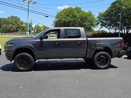 Granite Crystal Clearcoat Metallic 2026 RAM 1500 Big Horn/Lone Star