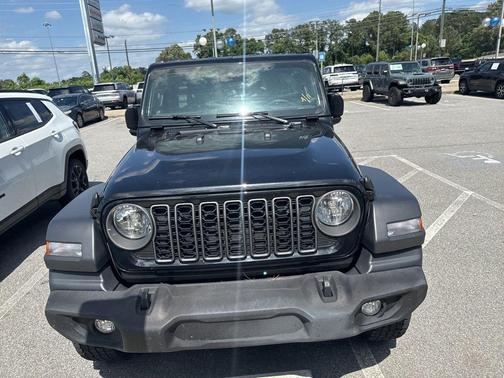 Black Clearcoat 2025 Jeep Wrangler Sport