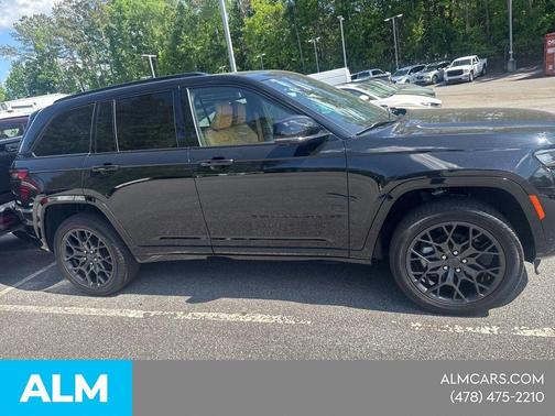 Diamond Black 2025 Jeep Grand Cherokee Summit