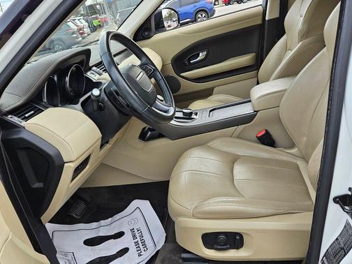 2019 Land Rover Range Rover Evoque SE