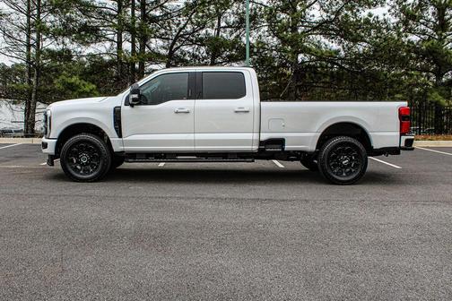 White Metallic 2024 Ford F-350 Lariat Super Duty
