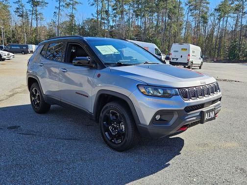2024 Jeep Compass Trailhawk