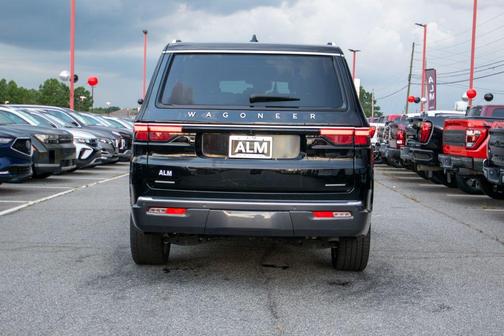 2022 Jeep Wagoneer Series III