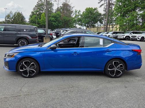 Bluestone 2025 Nissan Altima SR
