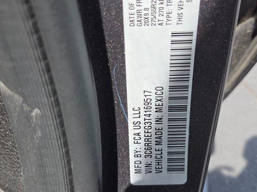 Granite Crystal Clearcoat Metallic 2026 RAM 1500 Big Horn/Lone Star