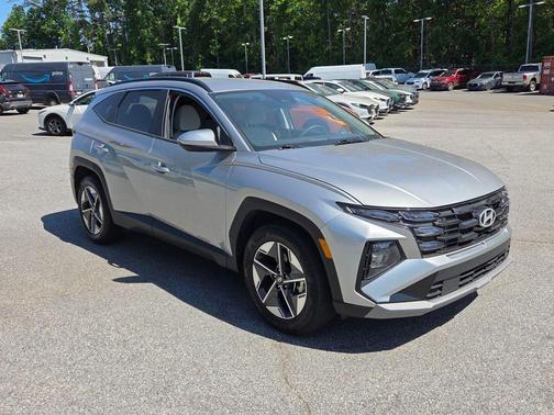 Shimmering Silver 2025 Hyundai TUCSON SEL