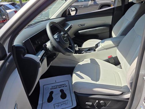 Shimmering Silver 2025 Hyundai TUCSON SEL