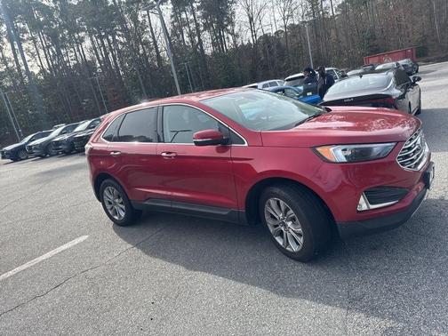 2024 Ford Edge Titanium