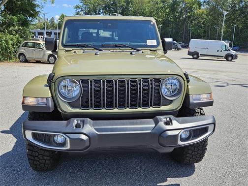 2025 Jeep Gladiator Sport