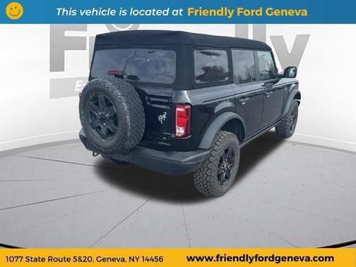 SHADOW BLACK 2024 Ford Bronco BLACK DIAMOND