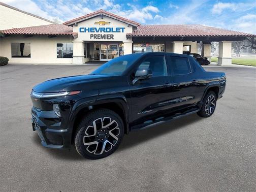 2025 Chevrolet Silverado EV RST