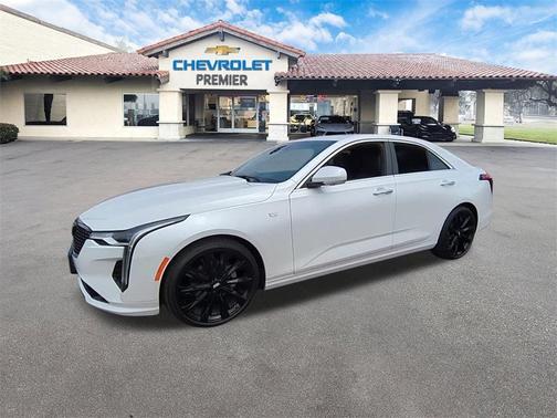 2022 Cadillac CT4 Luxury