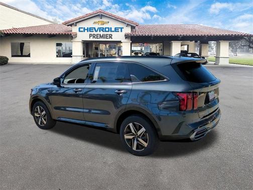 2023 Kia Sorento S