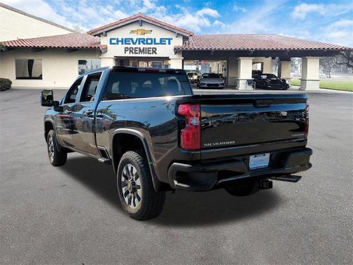 2024 Chevrolet Silverado 2500 Custom