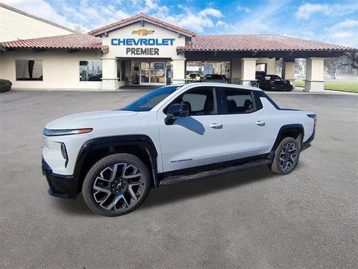 2025 Chevrolet Silverado EV RST