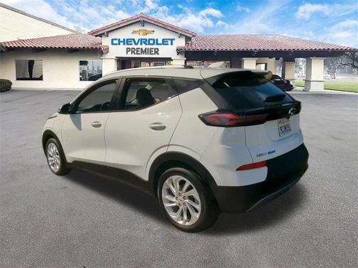 2022 Chevrolet Bolt EUV LT