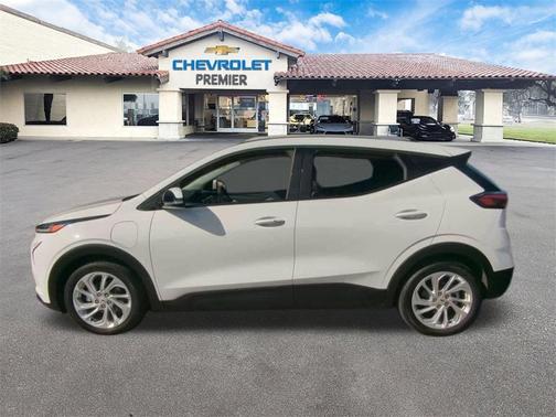 2022 Chevrolet Bolt EUV LT