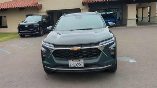 2025 Chevrolet Trax LT