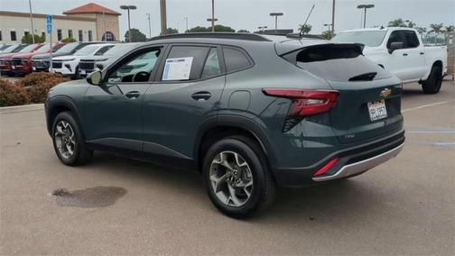 2025 Chevrolet Trax LT