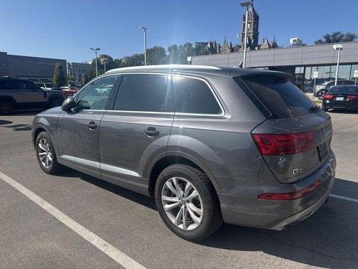 2019 Audi Q7 55 Premium Plus