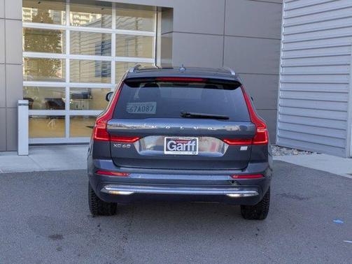 2023 Volvo XC60 Recharge Plug-In Hybrid T8 Ultimate Bright Theme