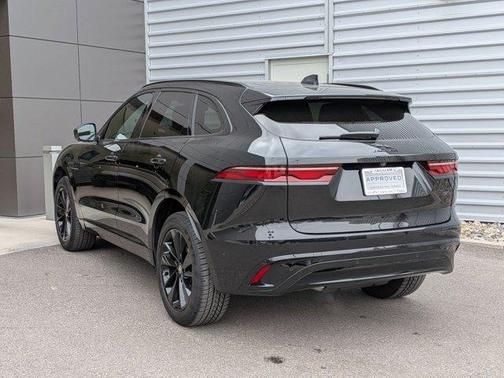 Santorini Black 2026 Jaguar F-PACE P250 R-Dynamic S