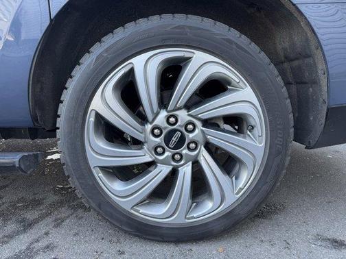 2022 Lincoln Navigator L Reserve