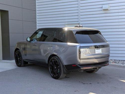 2025 Land Rover Range Rover P530 SE SWB